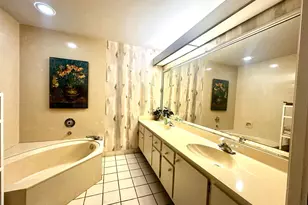 25 Pelican Pointe Dr, Delray Beach, FL 33483 - Photo 22