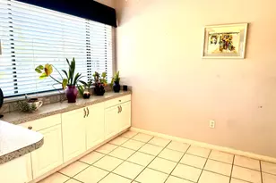 25 Pelican Pointe Dr, Delray Beach, FL 33483 - Photo 4