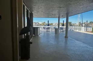 25 Pelican Pointe Dr, Delray Beach, FL 33483 - Photo 32