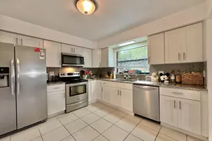 4670 Rosewood Tree Ct, Boynton Beach, FL 33436 - Photo 12