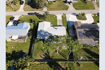 408 E Coconut Avenue, Port Saint Lucie, FL 34952 - Photo 2