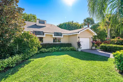 6858 Fountains Circle, Lake Worth, FL 33467 - Photo 2