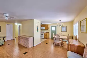 8217 SE Swan Ave, Hobe Sound, FL 33455 - Photo 6