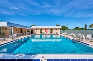 8217 SE Swan Ave, Hobe Sound, FL 33455 - Photo 38