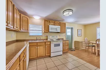 8217 SE Swan Avenue, Hobe Sound, FL 33455 - Photo 18