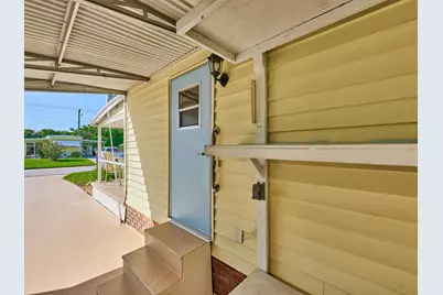 8217 SE Swan Avenue, Hobe Sound, FL 33455 - Photo 34