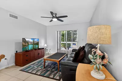 2615 NE 1st Court #201, Boynton Beach, FL 33435 - Photo 12