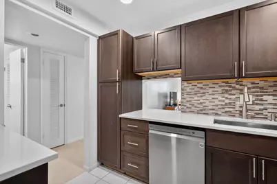 2615 NE 1st Court #201, Boynton Beach, FL 33435 - Photo 4