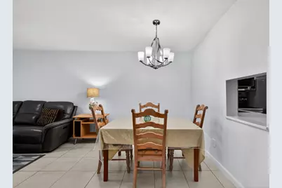 2615 NE 1st Court #201, Boynton Beach, FL 33435 - Photo 8