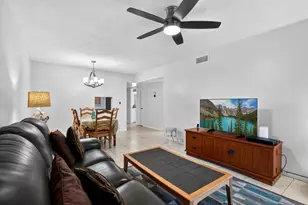 2615 NE 1st Ct, Boynton Beach, FL 33435 - Photo 14
