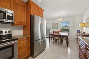 3063 Yarmouth D, Boca Raton, FL 33434 - Photo 16