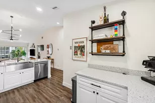 340 NW 67th St, Boca Raton, FL 33487 - Photo 12