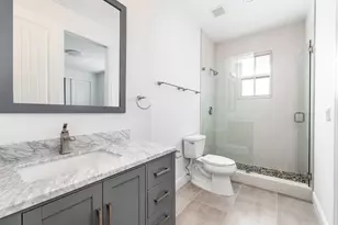 1031 NE 13th Ave, Fort Lauderdale, FL 33304 - Photo 44