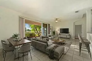 558 Waverly Cir, Port Saint Lucie, FL 34983 - Photo 8