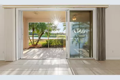 558 Waverly Circle, Port Saint Lucie, FL 34983 - Photo 2