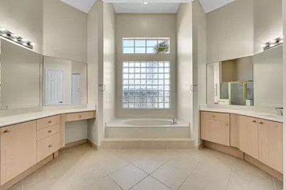 211 NW Pleasant Grove Way, Port Saint Lucie, FL 34986 - Photo 16