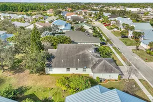 211 NW Pleasant Grove Way, Port Saint Lucie, FL 34986 - Photo 38