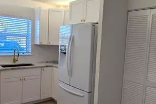 369 Grove Isle Cir, Vero Beach, FL 32962 - Photo 4