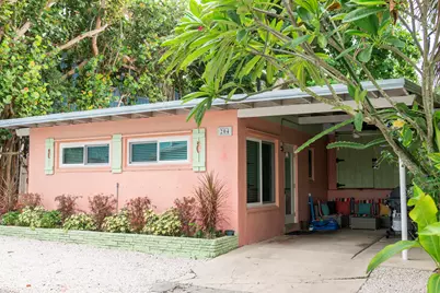 204 Coral Road, Boynton Beach, FL 33435 - Photo 1