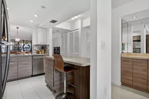 7547 NW 79th Ave, Tamarac, FL 33321 - Photo 4