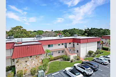 12022 W Greenway Drive #206, Royal Palm Beach, FL 33411 - Photo 2