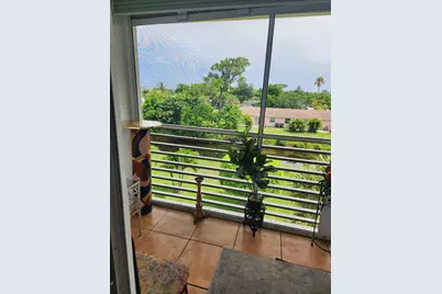 2606 Garden Drive #304, Lake Worth Beach, FL 33461 - Photo 2