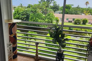 2606 Garden Dr, Lake Worth Beach, FL 33461 - Photo 2