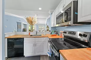 4847 Via Palm Lakes, West Palm Beach, FL 33417 - Photo 2