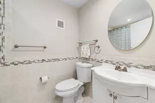 1060 Cedar Creek Way, Davie, FL 33325 - Photo 14