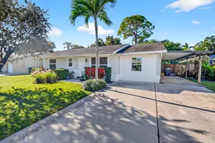 4896 Neros Circle, Lake Worth, FL 33463 - Photo 2