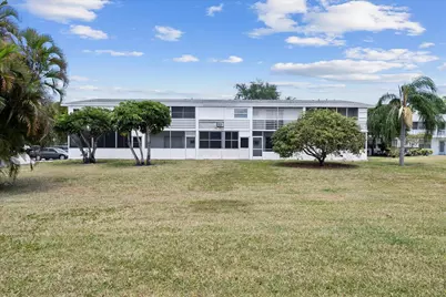 412 Sheffield Q, West Palm Beach, FL 33417 - Photo 20