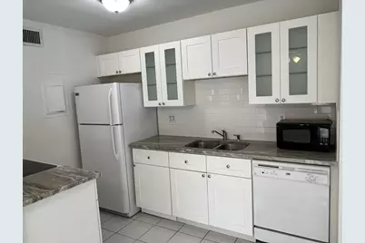 631 Executive Center Drive #K101, West Palm Beach, FL 33401 - Photo 4