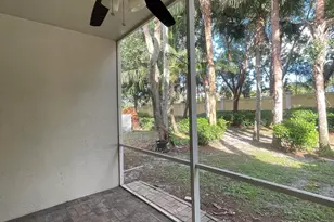 114 Canterbury Pl, Royal Palm Beach, FL 33414 - Photo 20