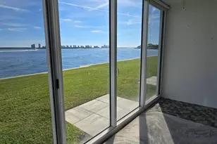 60 Yacht Club Dr, North Palm Beach, FL 33408 - Photo 4