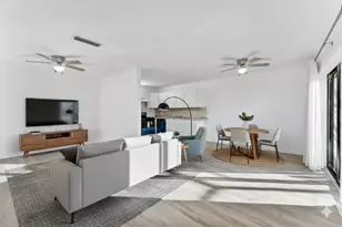 291 Woodland Rd, Lake Worth Beach, FL 33461 - Photo 4