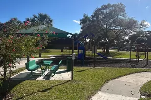 610 6th Ct, Palm Beach Gardens, FL 33410 - Photo 24