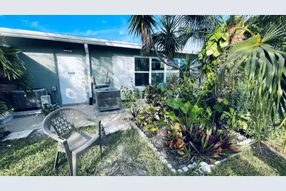 910 South Drive #B, Delray Beach, FL 33445 - Photo 14