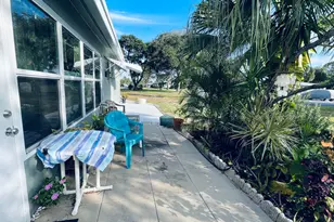 910 South Dr, Delray Beach, FL 33445 - Photo 16