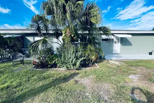 910 South Dr, Delray Beach, FL 33445 - Photo 14