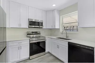 912 SE 8th Court, Deerfield Beach, FL 33441 - Photo 10