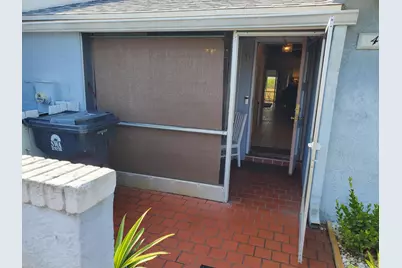 4195 Lucerne Villas Lane, Lake Worth, FL 33467 - Photo 4