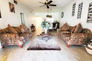 4195 Lucerne Villas Ln, Lake Worth, FL 33467 - Photo 8