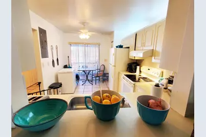 4195 Lucerne Villas Lane, Lake Worth, FL 33467 - Photo 12