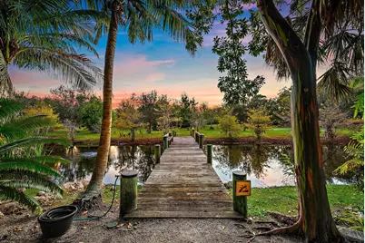 709 SW Imperial Drive, Palm City, FL 34990 - Photo 6