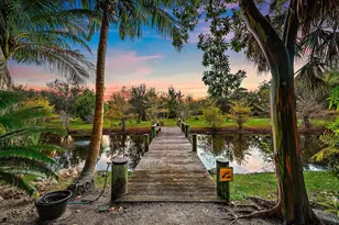 709 SW Imperial Dr, Palm City, FL 34990 - Photo 6