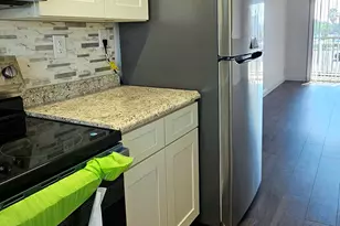 1501 Crescent Cir, Lake Park, FL 33403 - Photo 6