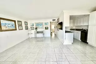 1080 Exeter E, Boca Raton, FL 33434 - Photo 6