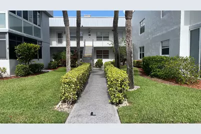 568 Burgundy L, Delray Beach, FL 33484 - Photo 1