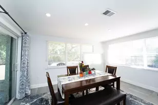 477 SE Asbury Ln, Port Saint Lucie, FL 34983 - Photo 8