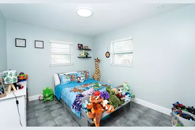 477 SE Asbury Lane, Port Saint Lucie, FL 34983 - Photo 12